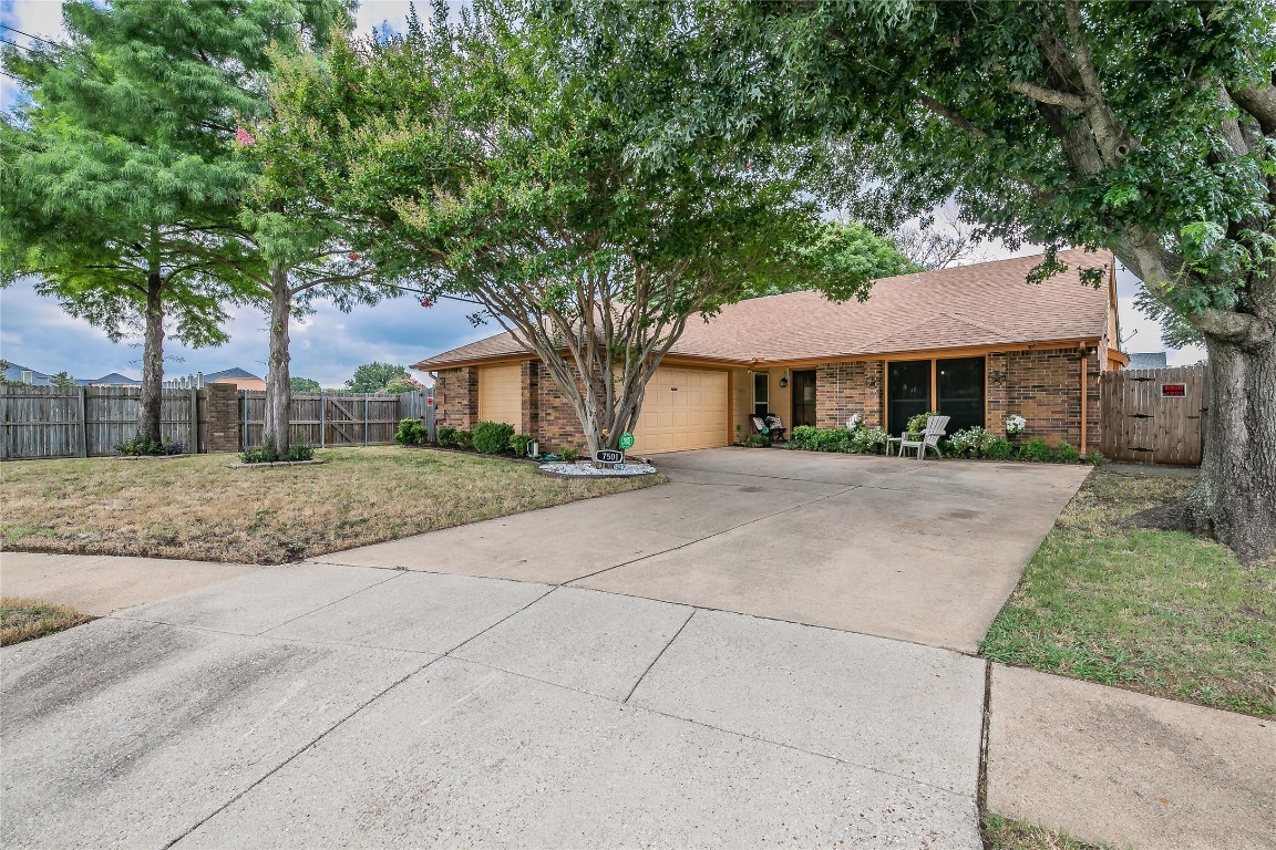 7501 Ashwood Circle Fort Worth TX 76123