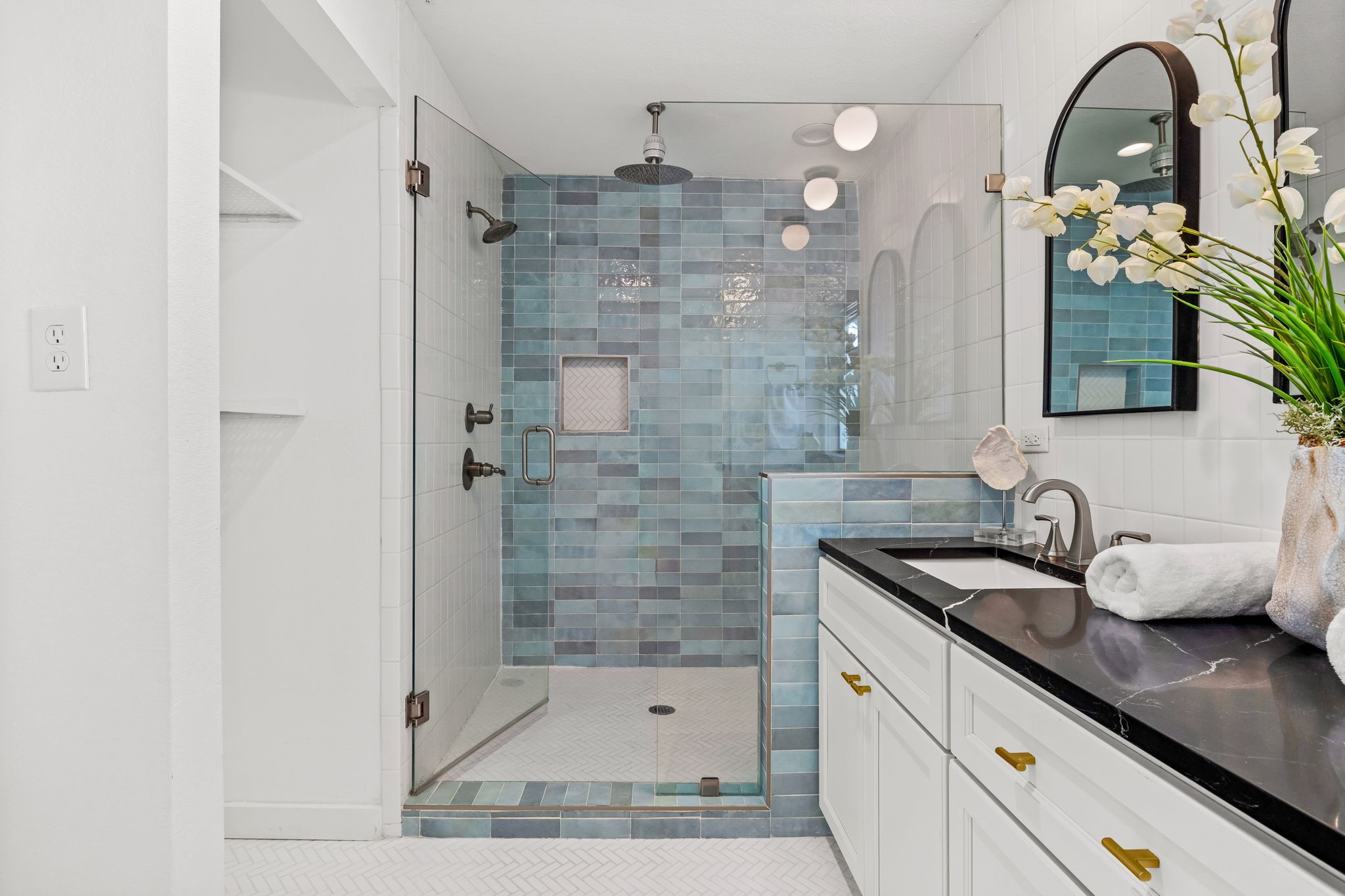 4803 Reiger Avenue Dallas TX 75246
