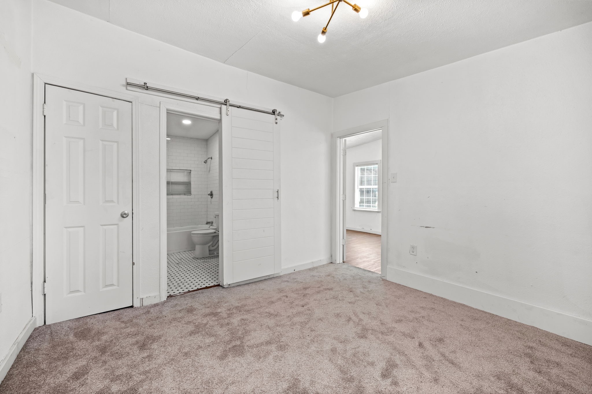4803 Reiger Avenue Dallas TX 75246