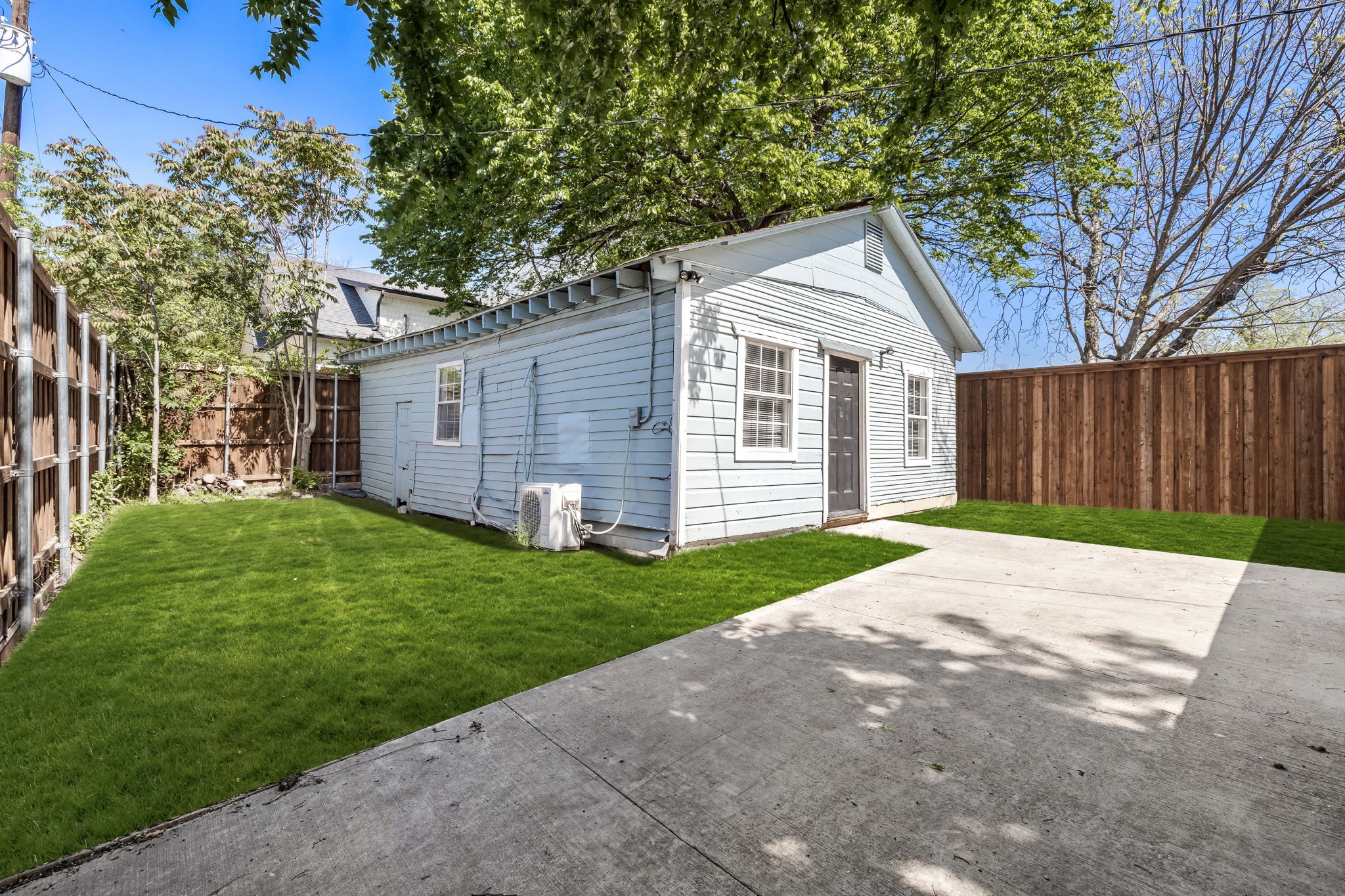 4803 Reiger Avenue Dallas TX 75246
