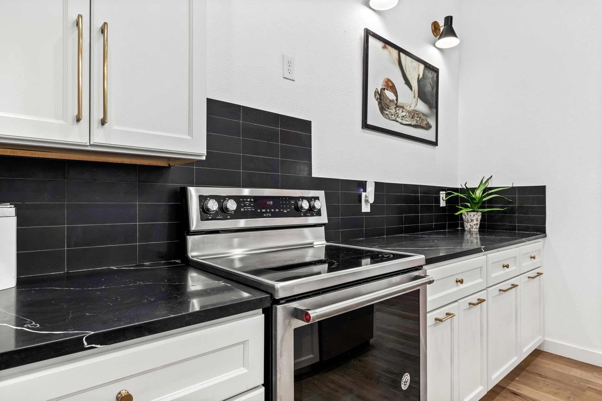 4803 Reiger Avenue Dallas TX 75246