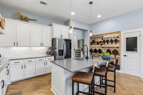 5717 Riverside Lane Mckinney TX 75070