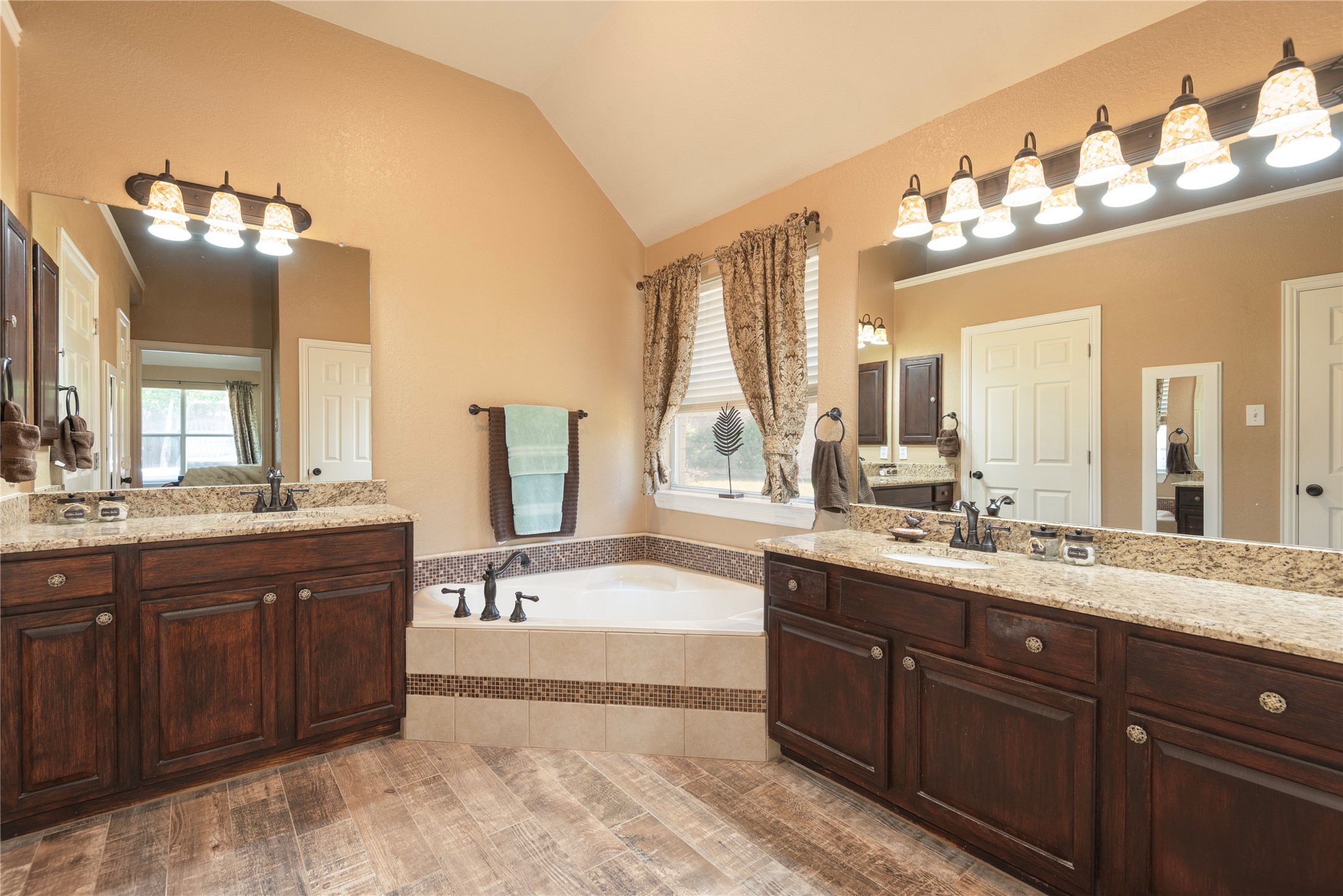 5204 Lake Bend Drive Mckinney TX 75071
