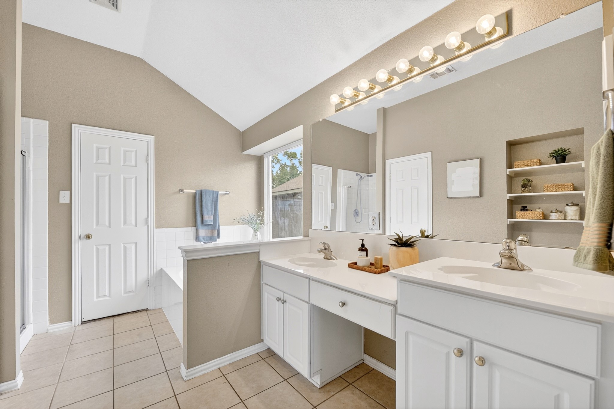 1369 Royal Oaks Drive Frisco TX 75036
