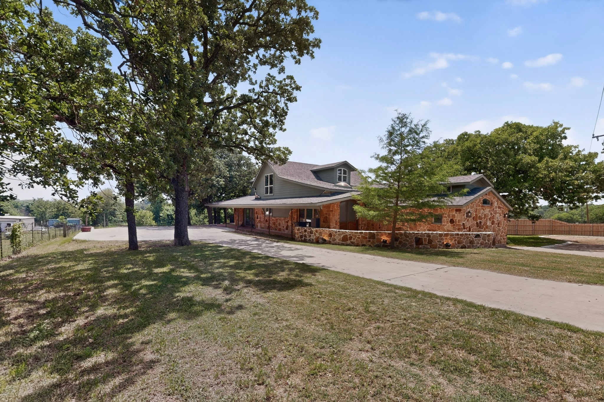 1880 Houston Road Burleson TX 76028