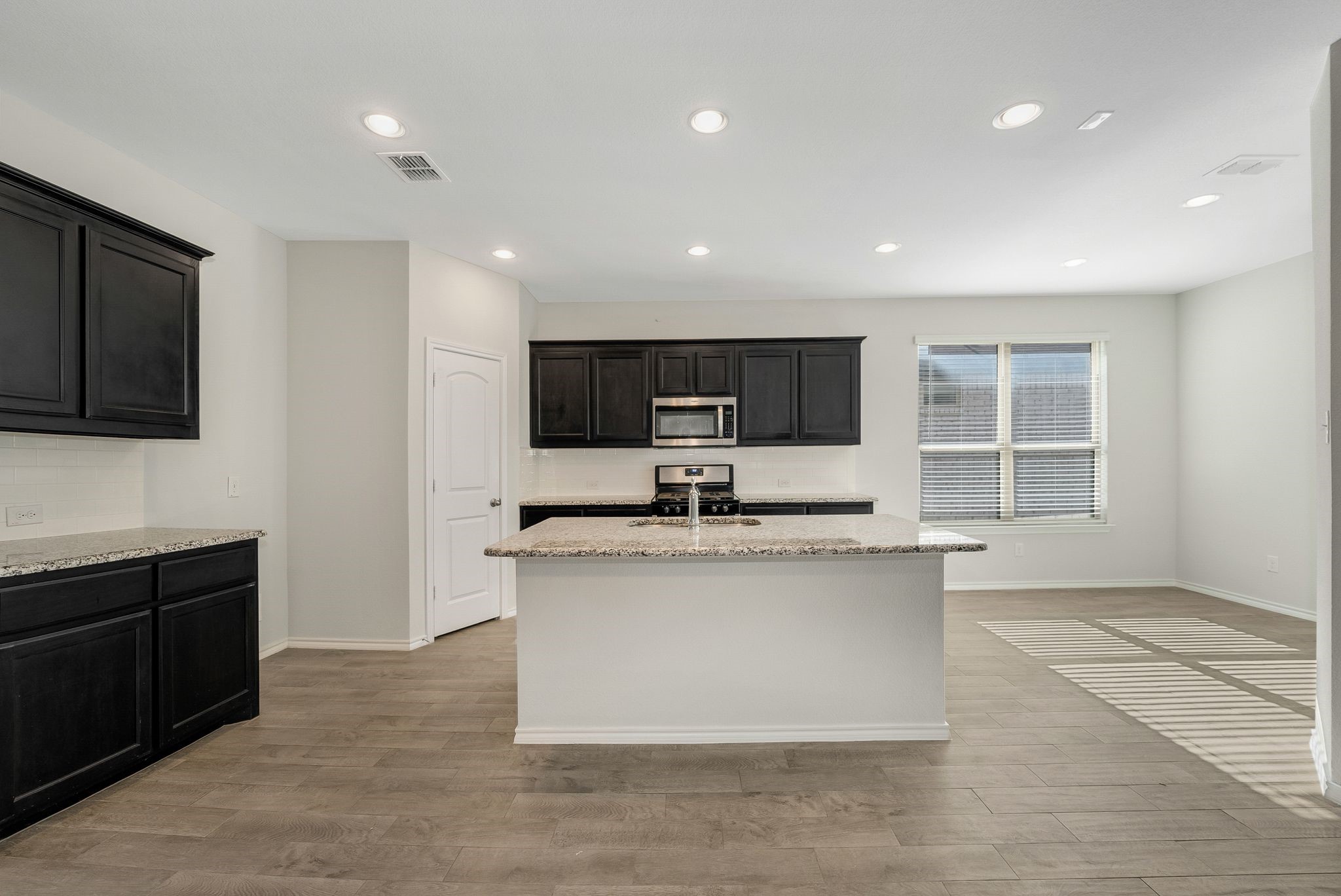 1813 Wayne Lane Celina TX 75009