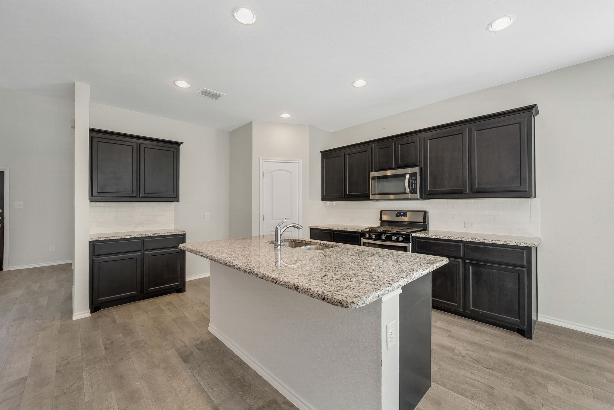1813 Wayne Lane Celina TX 75009