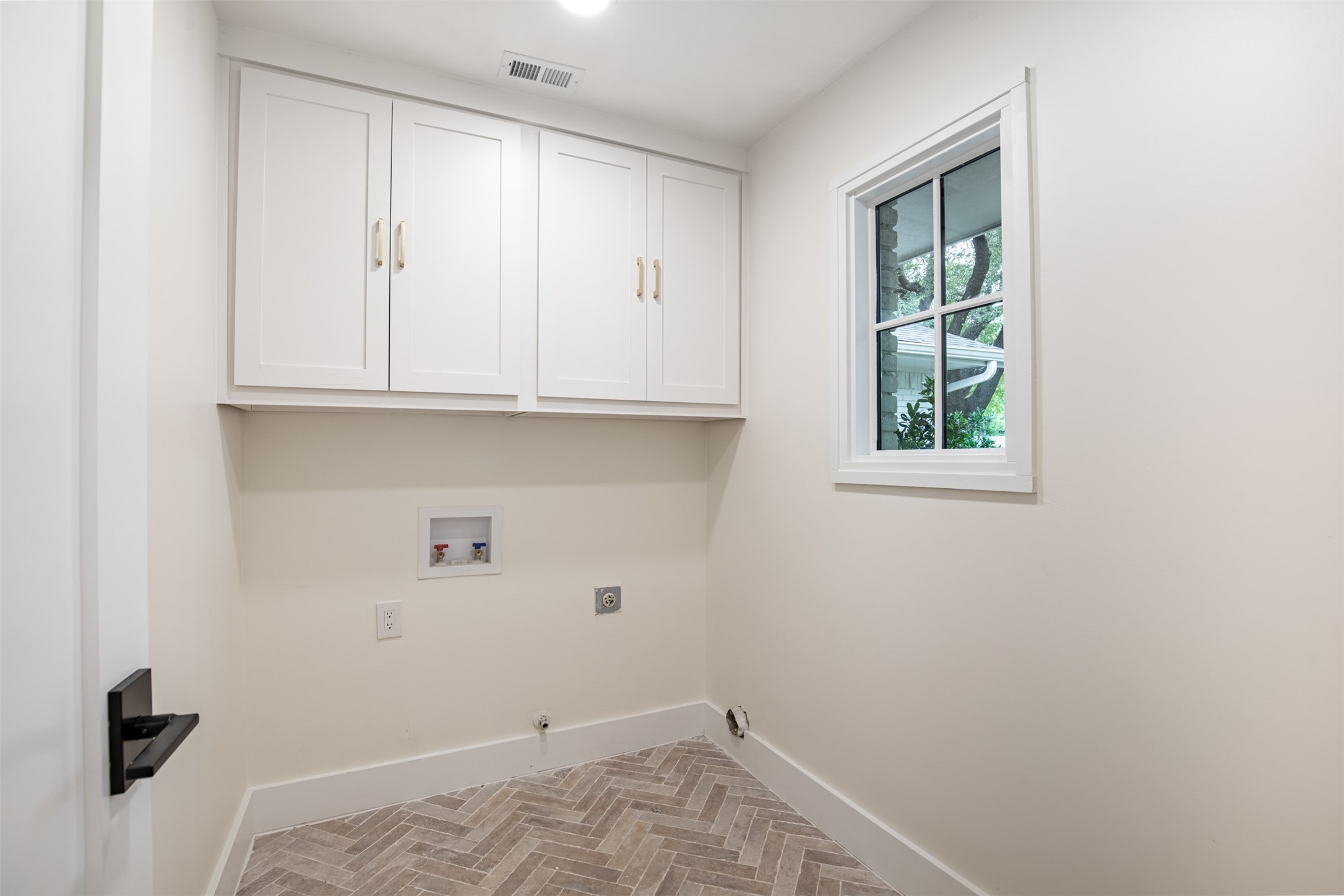 10564 Cox Lane Dallas TX 75229
