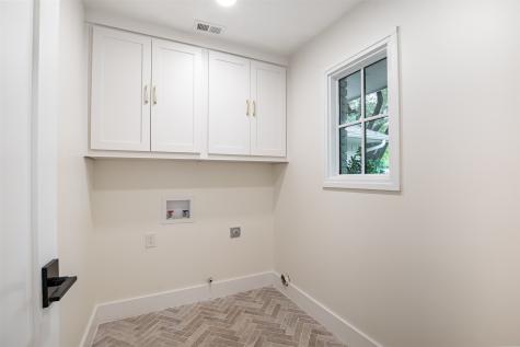 10564 Cox Lane Dallas TX 75229