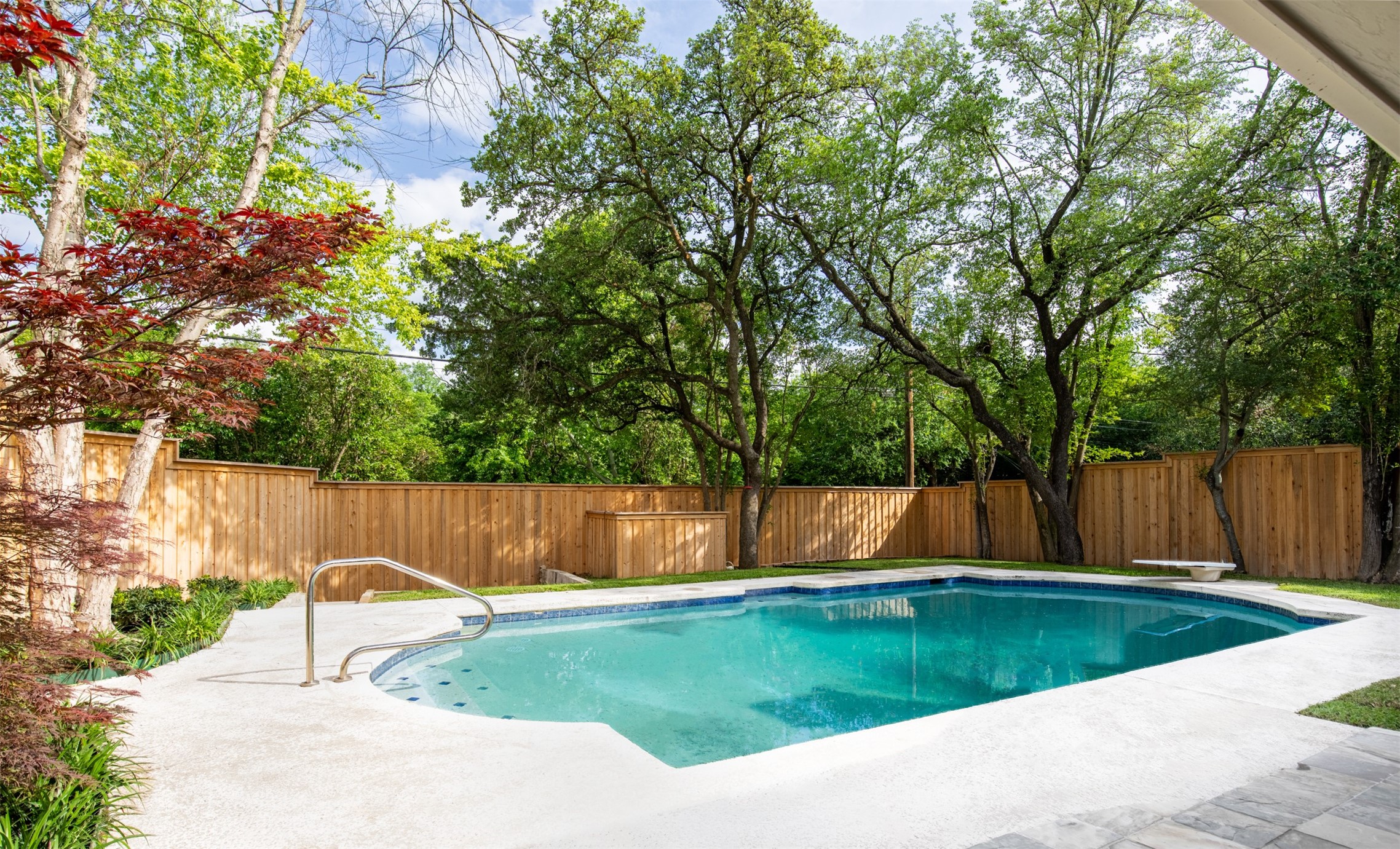 10564 Cox Lane Dallas TX 75229