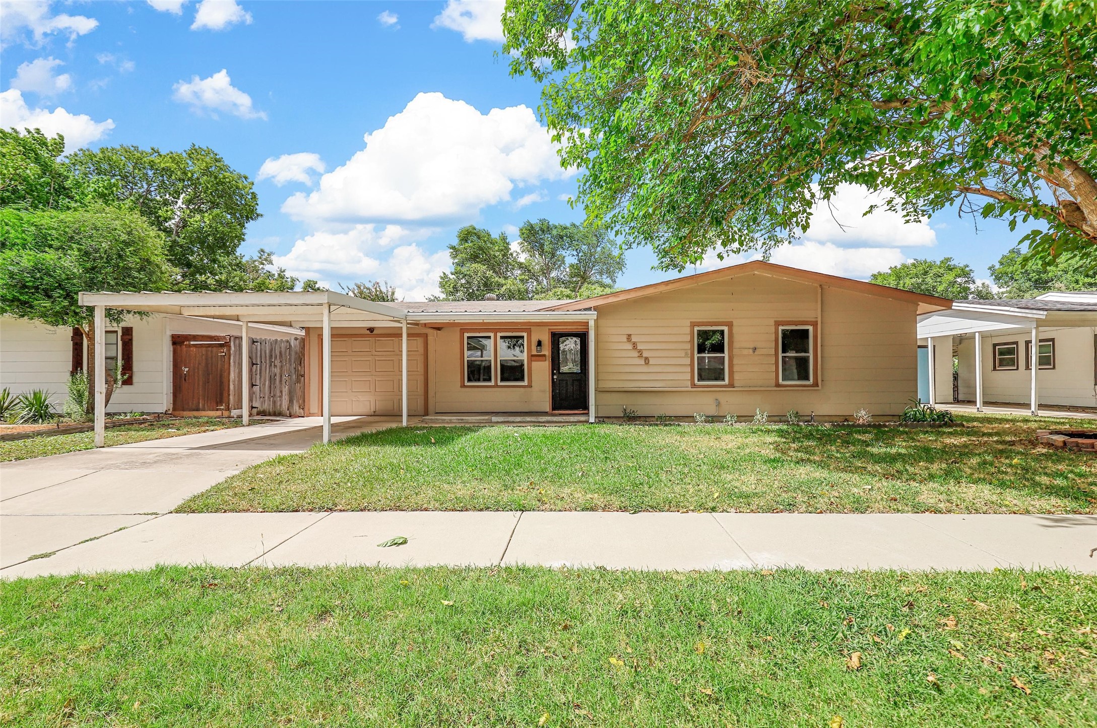 5820 Tracyne Drive Westworth Village TX 76114