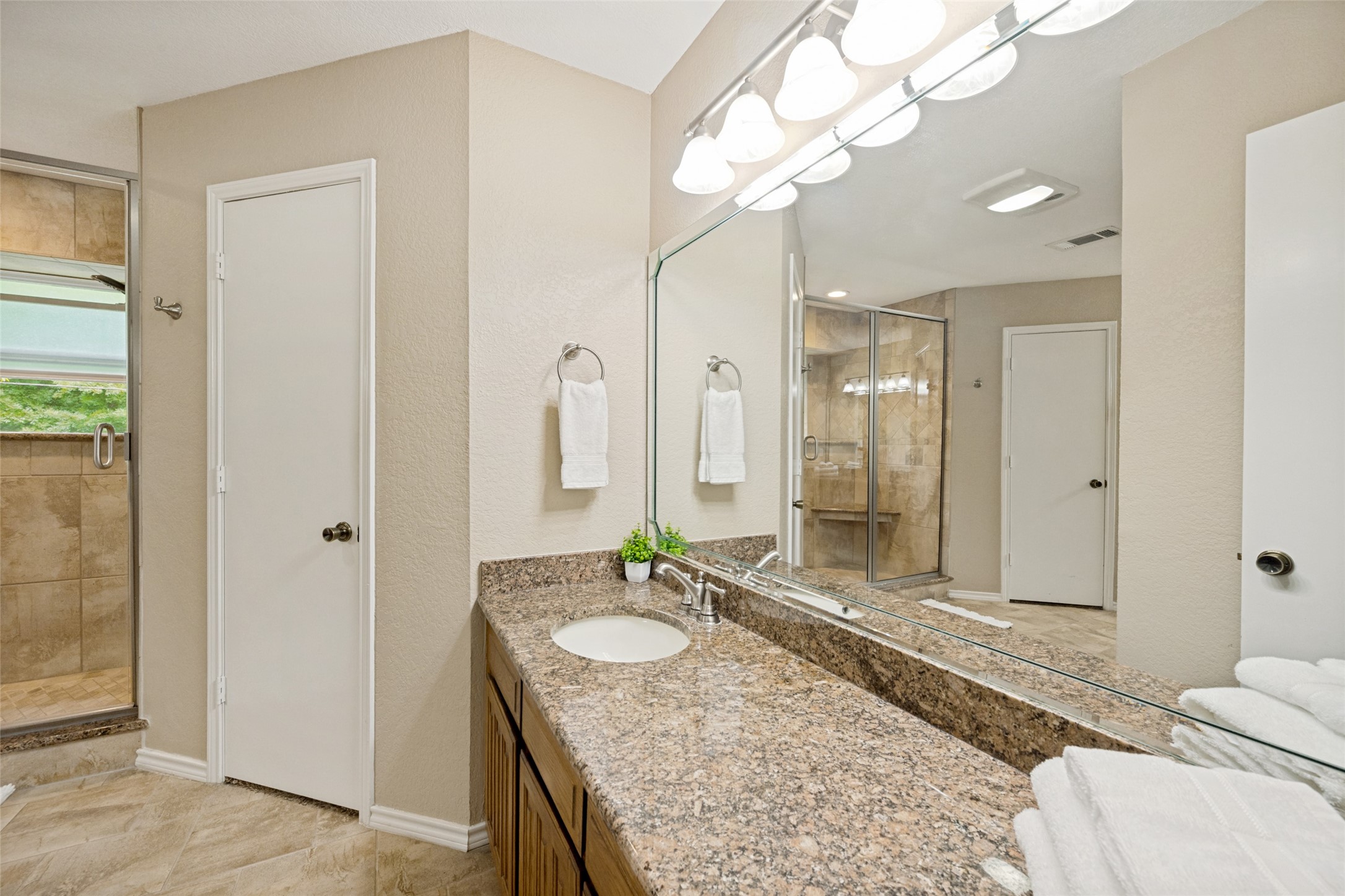 4217 Hunters Court Arlington TX 76016