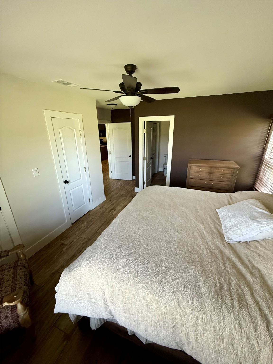 2886 S State Highway 59 Bowie TX 76230