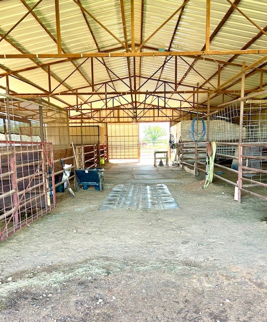 2886 S State Highway 59 Bowie TX 76230