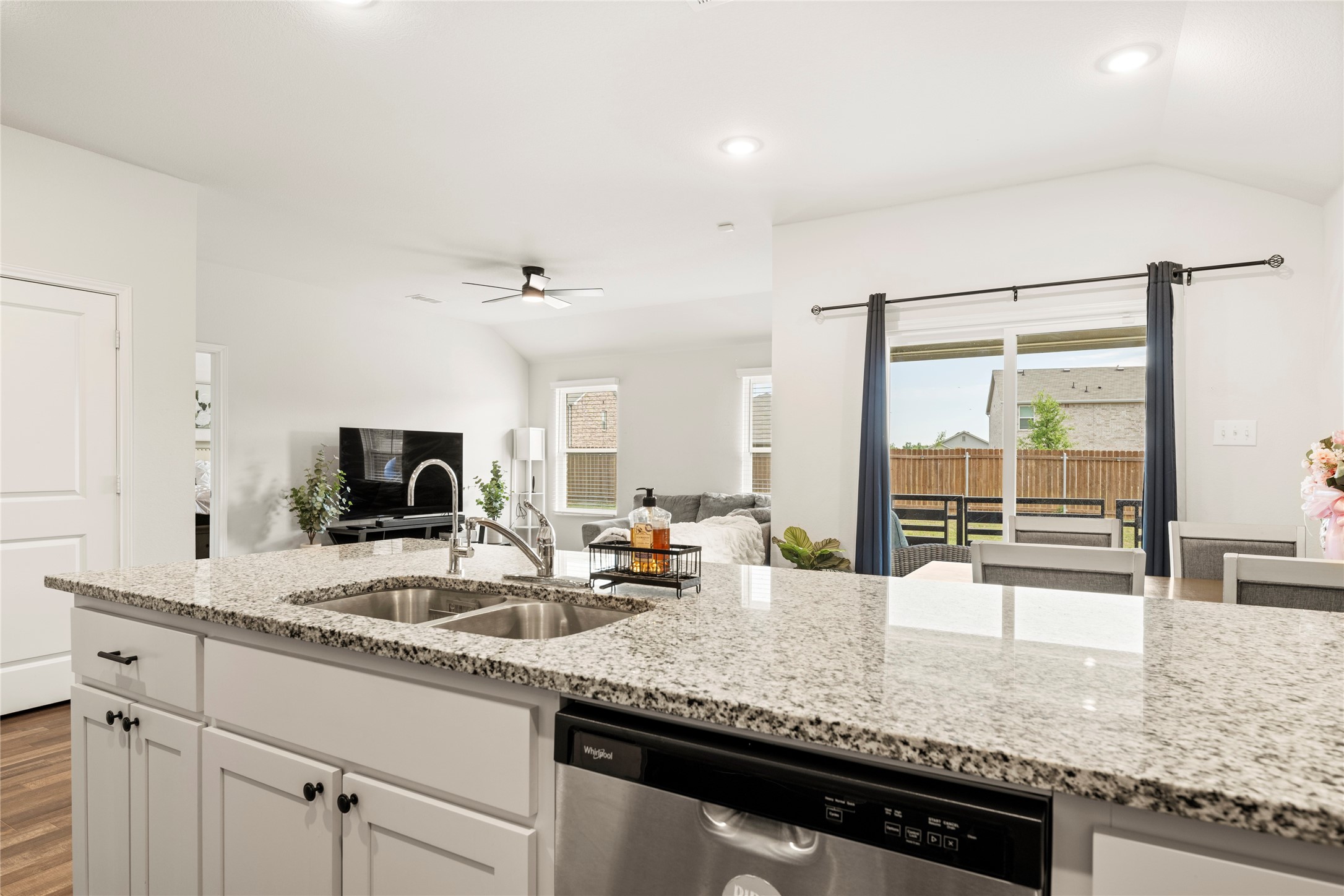 3640 Chestnut Oak Drive Dallas TX 75253