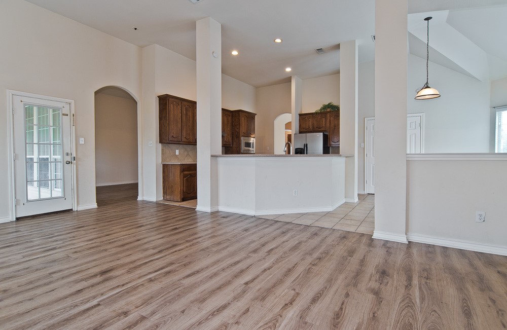 1736 Blue Stream Drive Desoto TX 75115