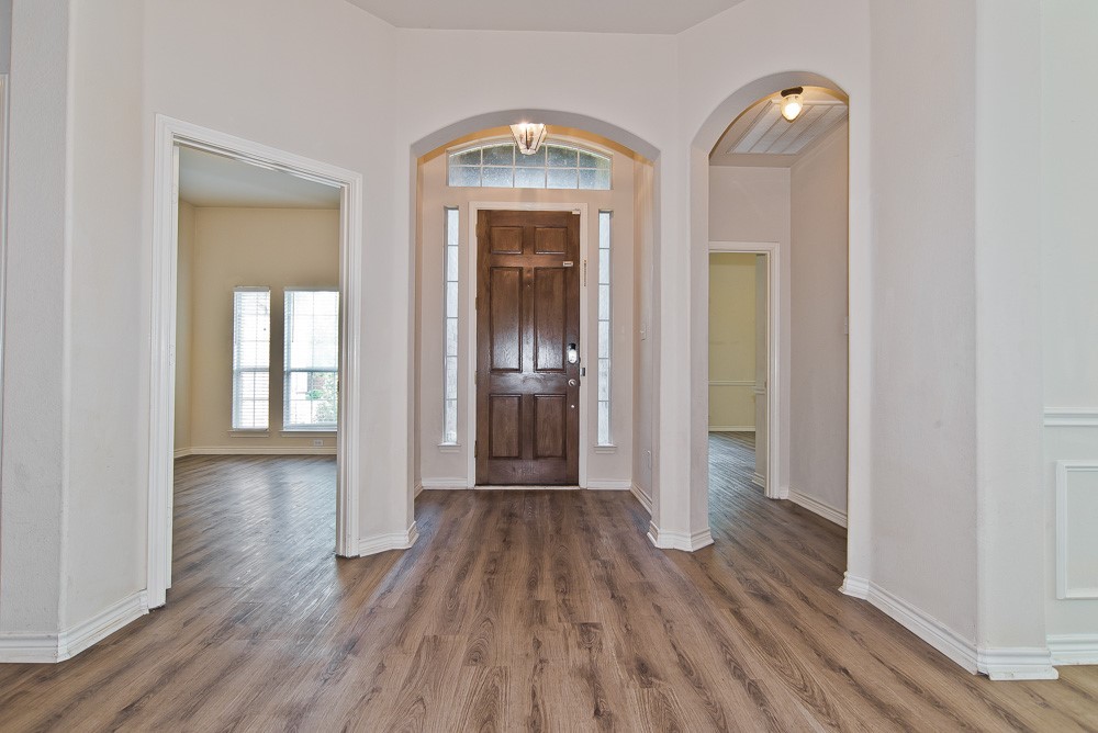 1736 Blue Stream Drive Desoto TX 75115