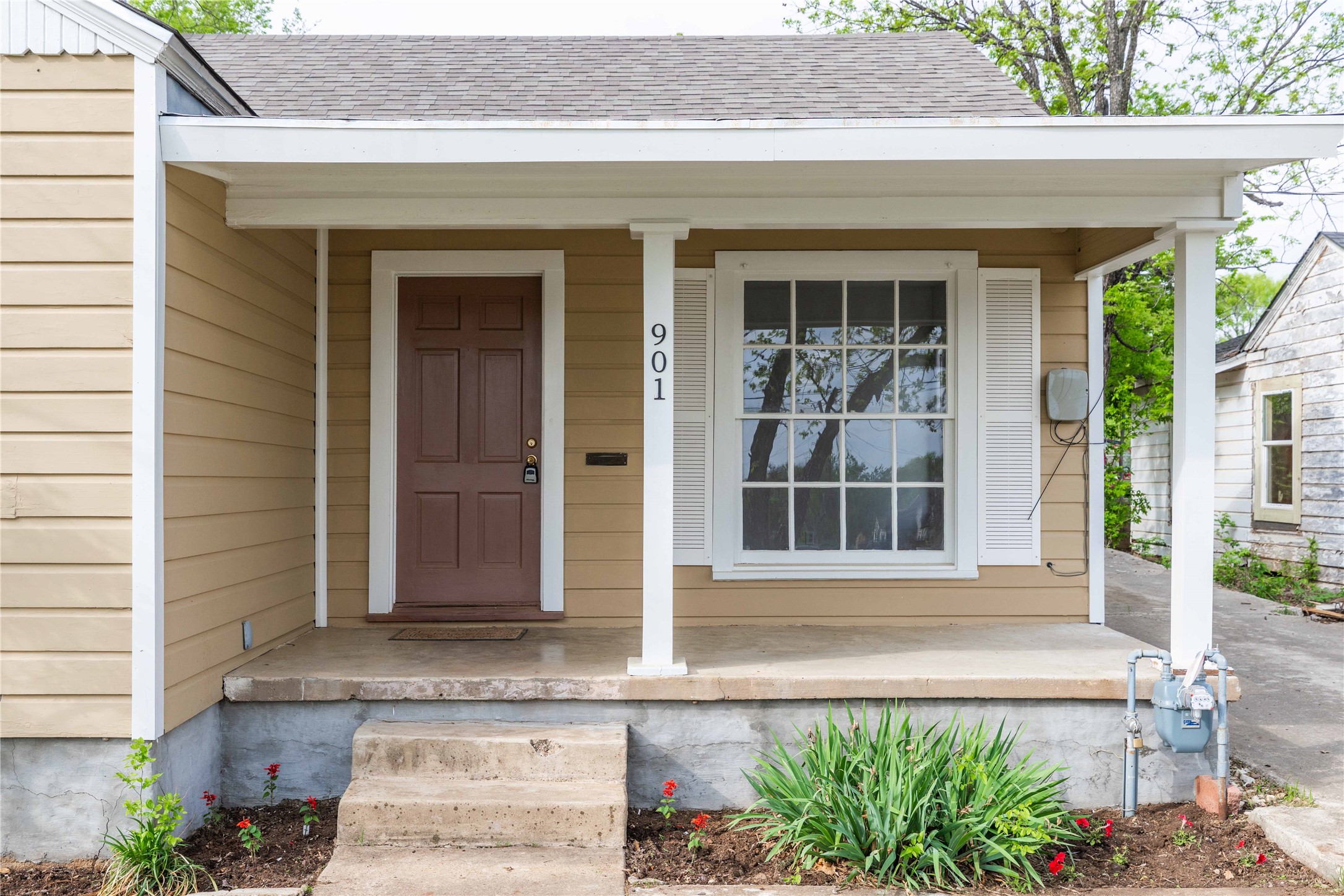 901 6th Street Brownwood TX 76801