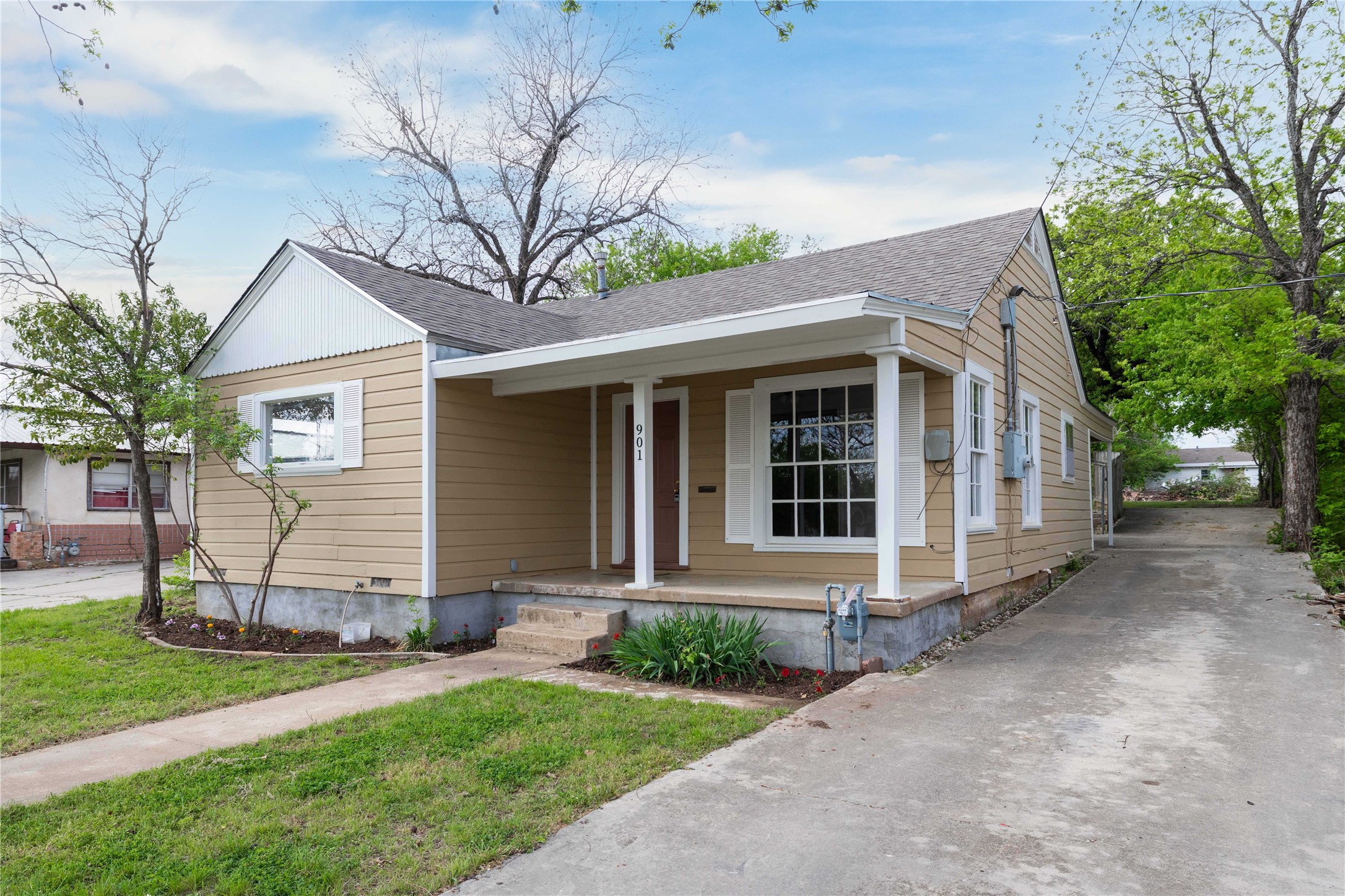 901 6th Street Brownwood TX 76801