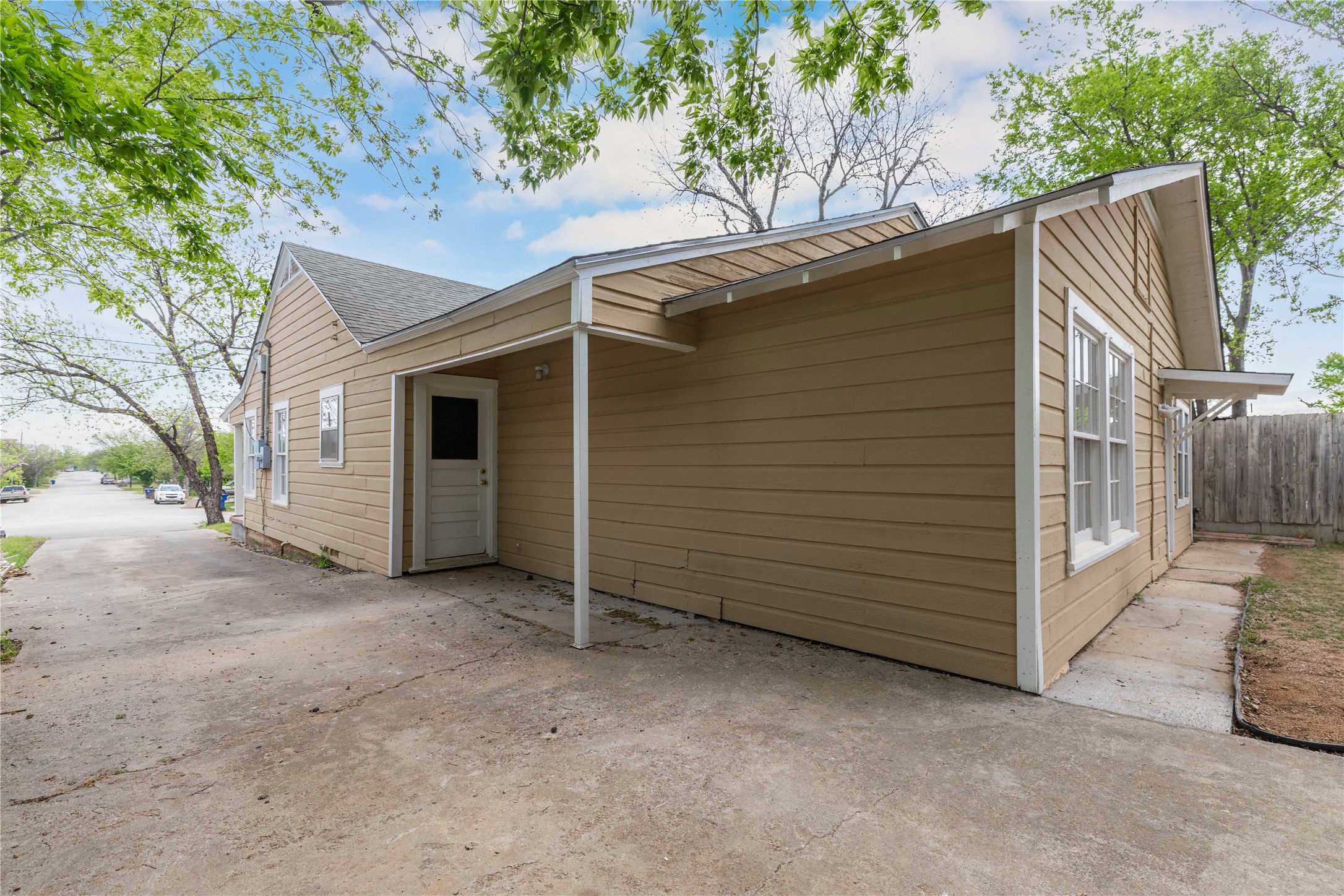 901 6th Street Brownwood TX 76801