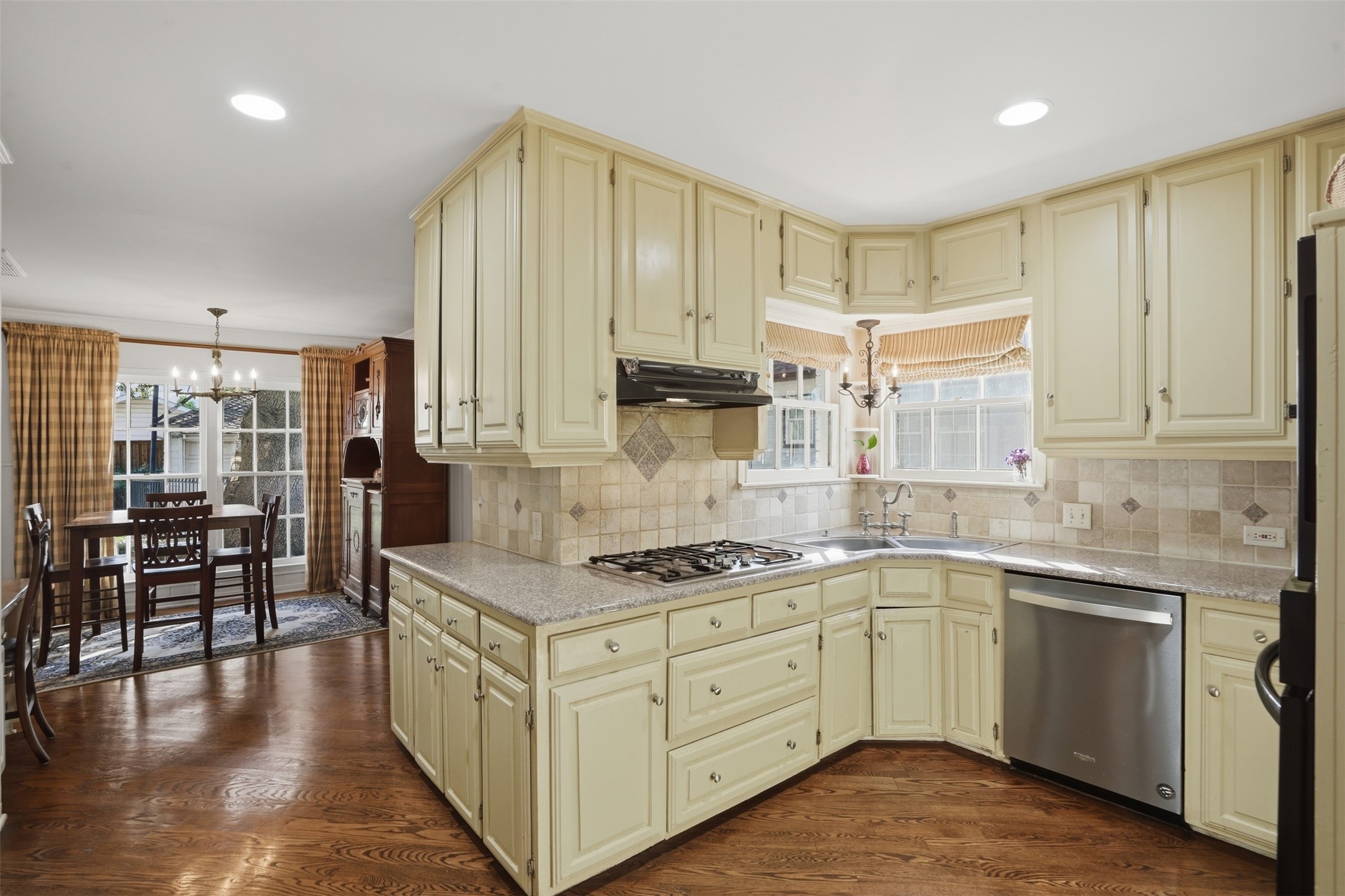 4421 Mockingbird Lane Highland Park TX 75205