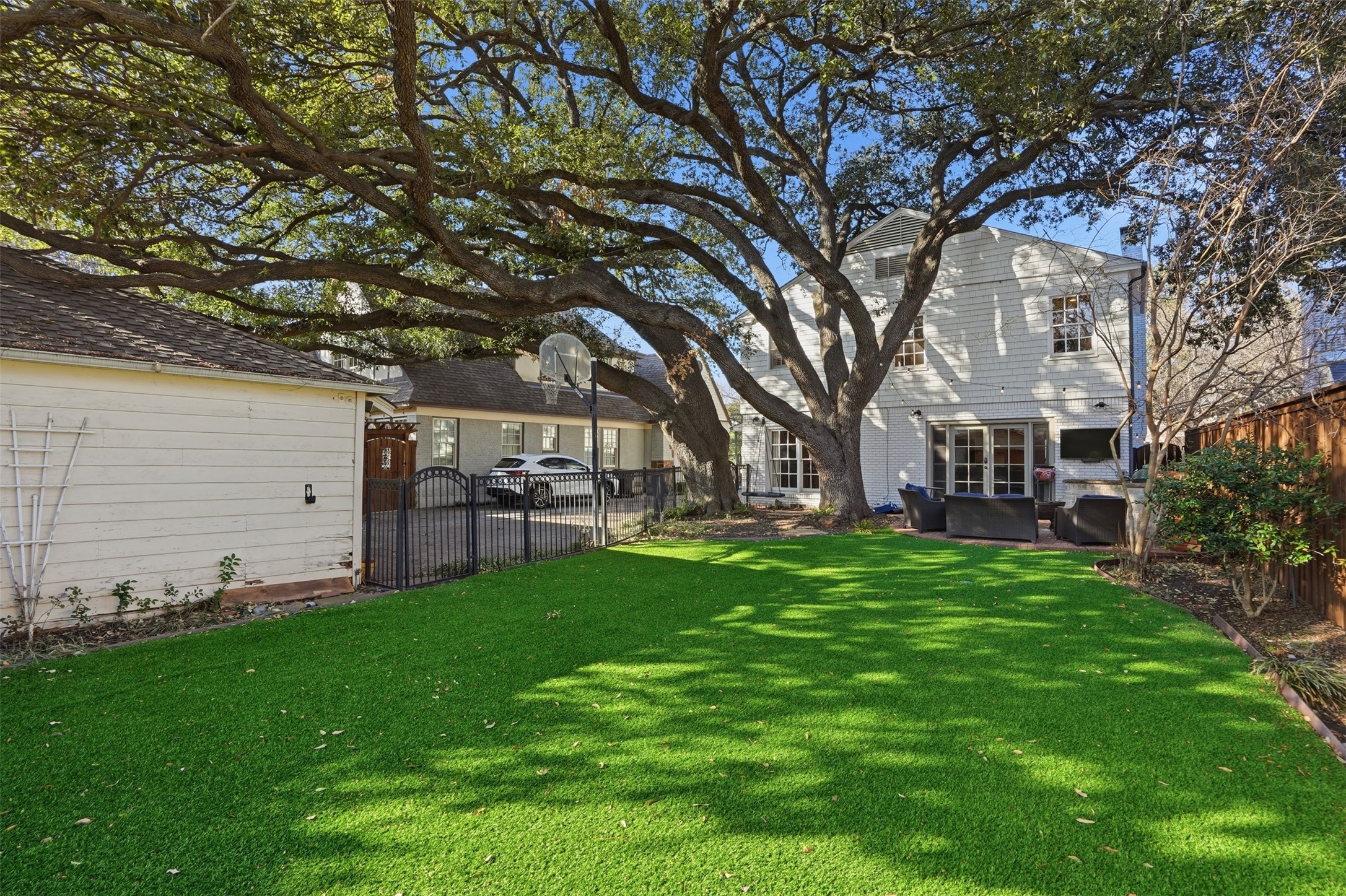 4421 Mockingbird Lane Highland Park TX 75205