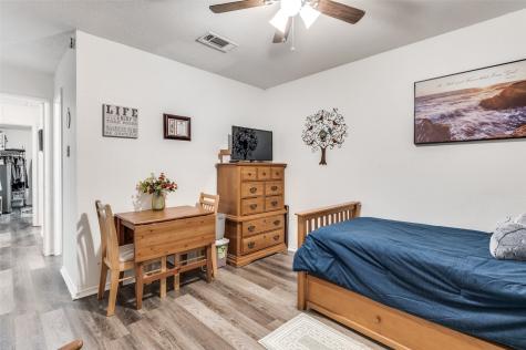 2021 Minnie Drive Arlington TX 76012