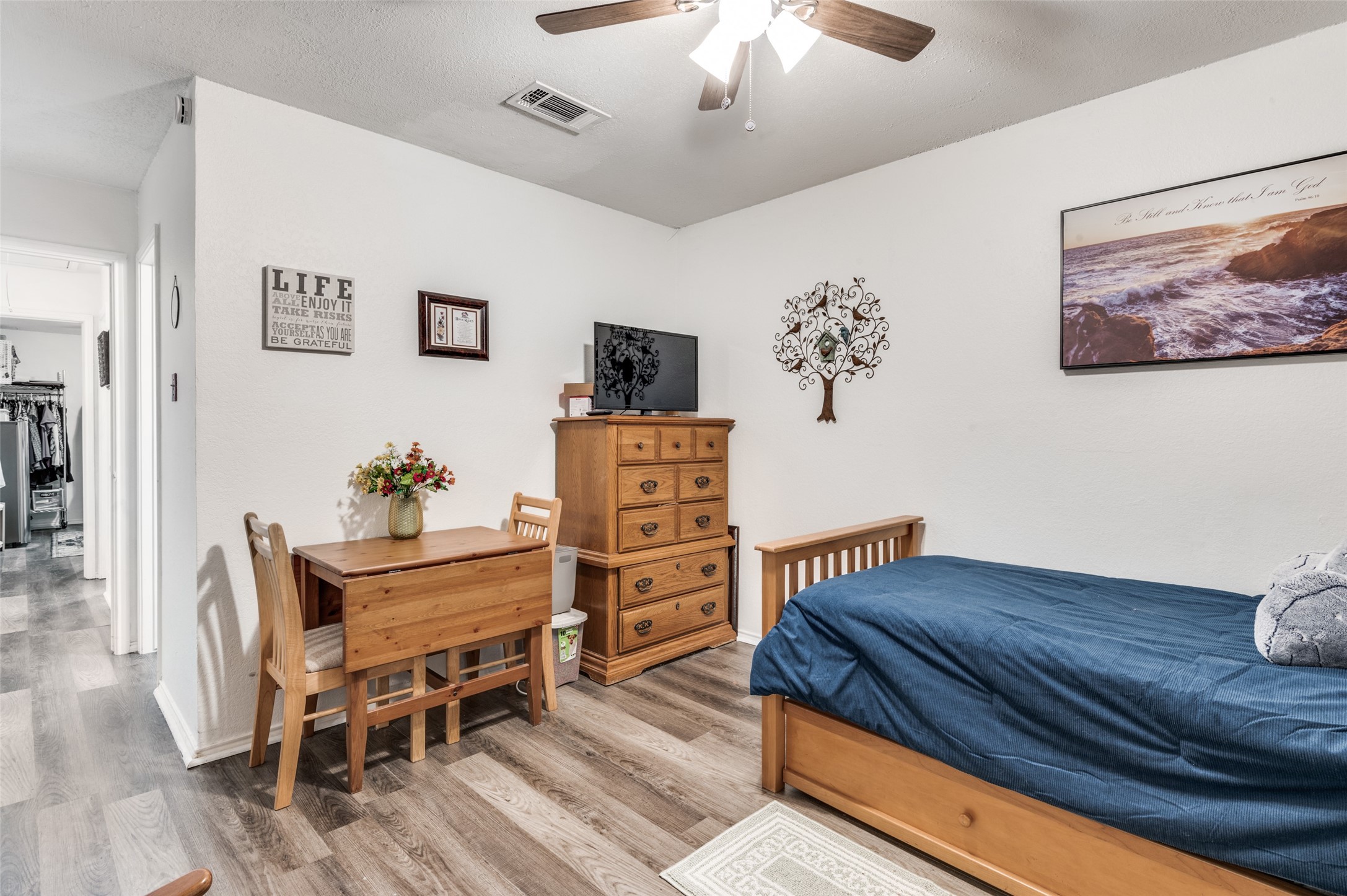 2021 Minnie Drive Arlington TX 76012