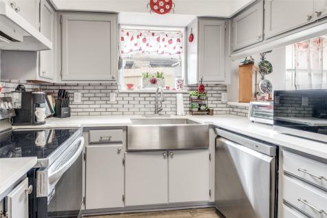 2021 Minnie Drive Arlington TX 76012