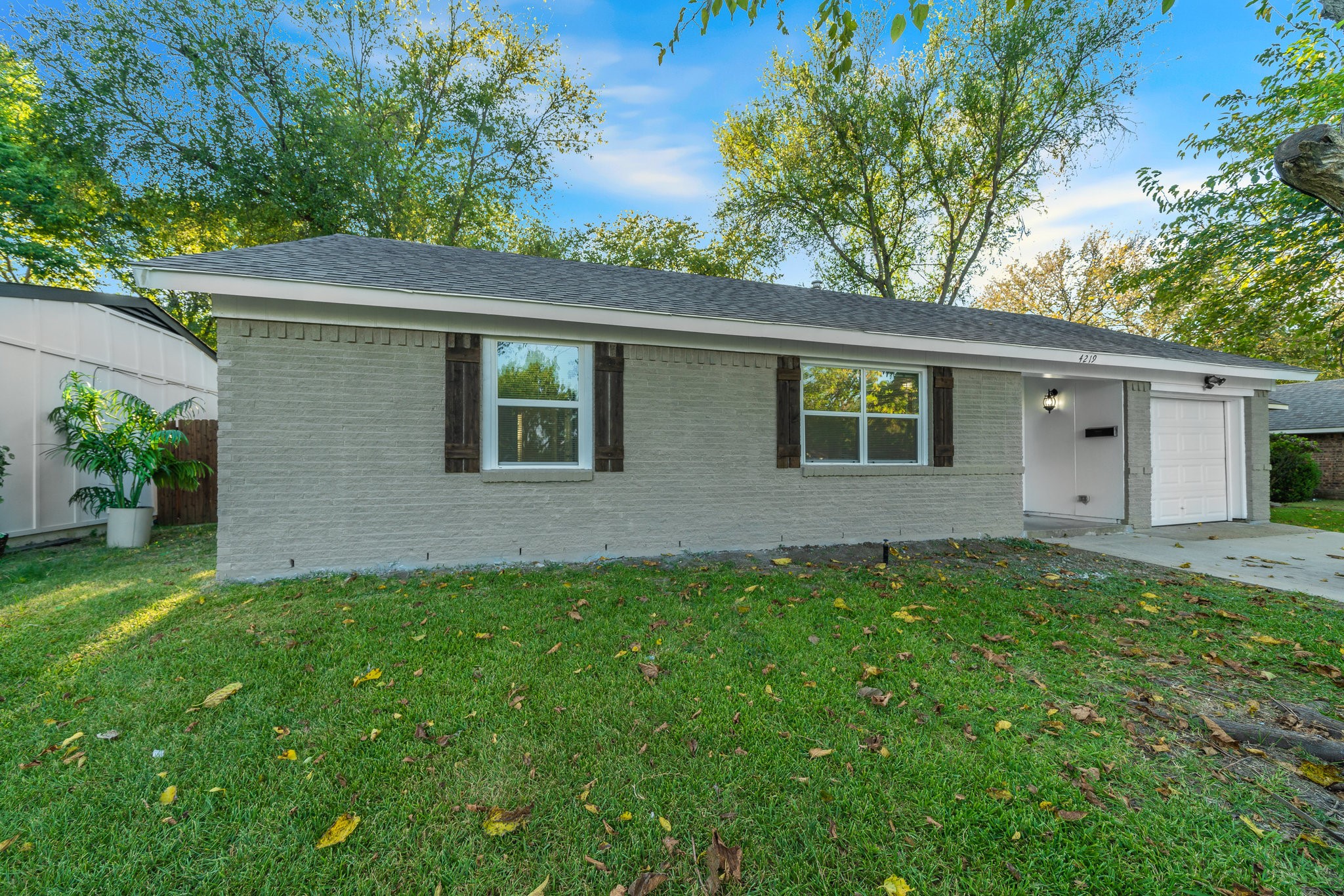 4219 Modlin Street Mesquite TX 75150