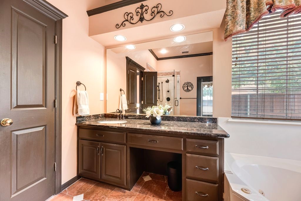 4020 Stonehollow Way Dallas TX 75287