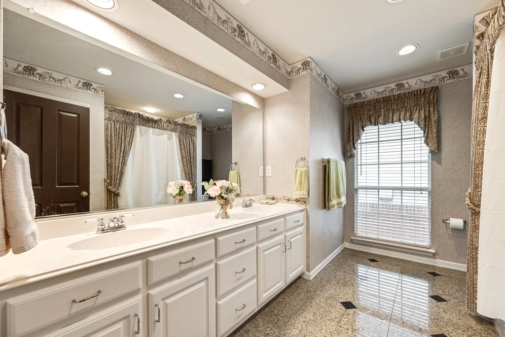 4020 Stonehollow Way Dallas TX 75287