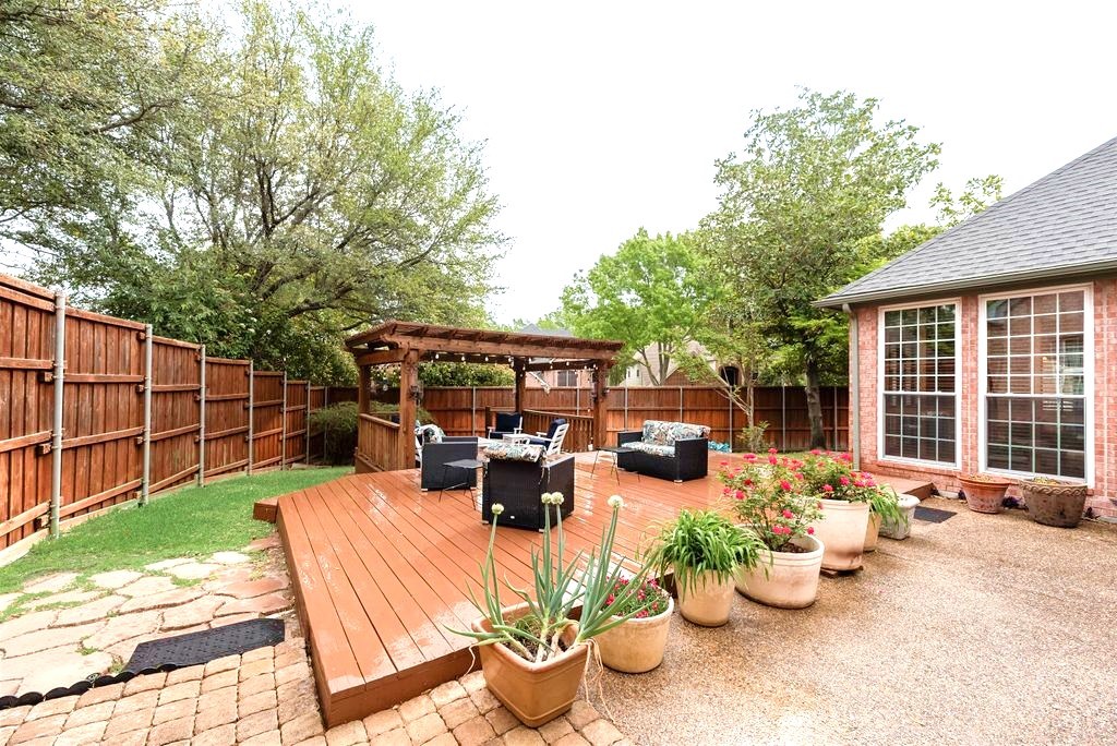 4020 Stonehollow Way Dallas TX 75287