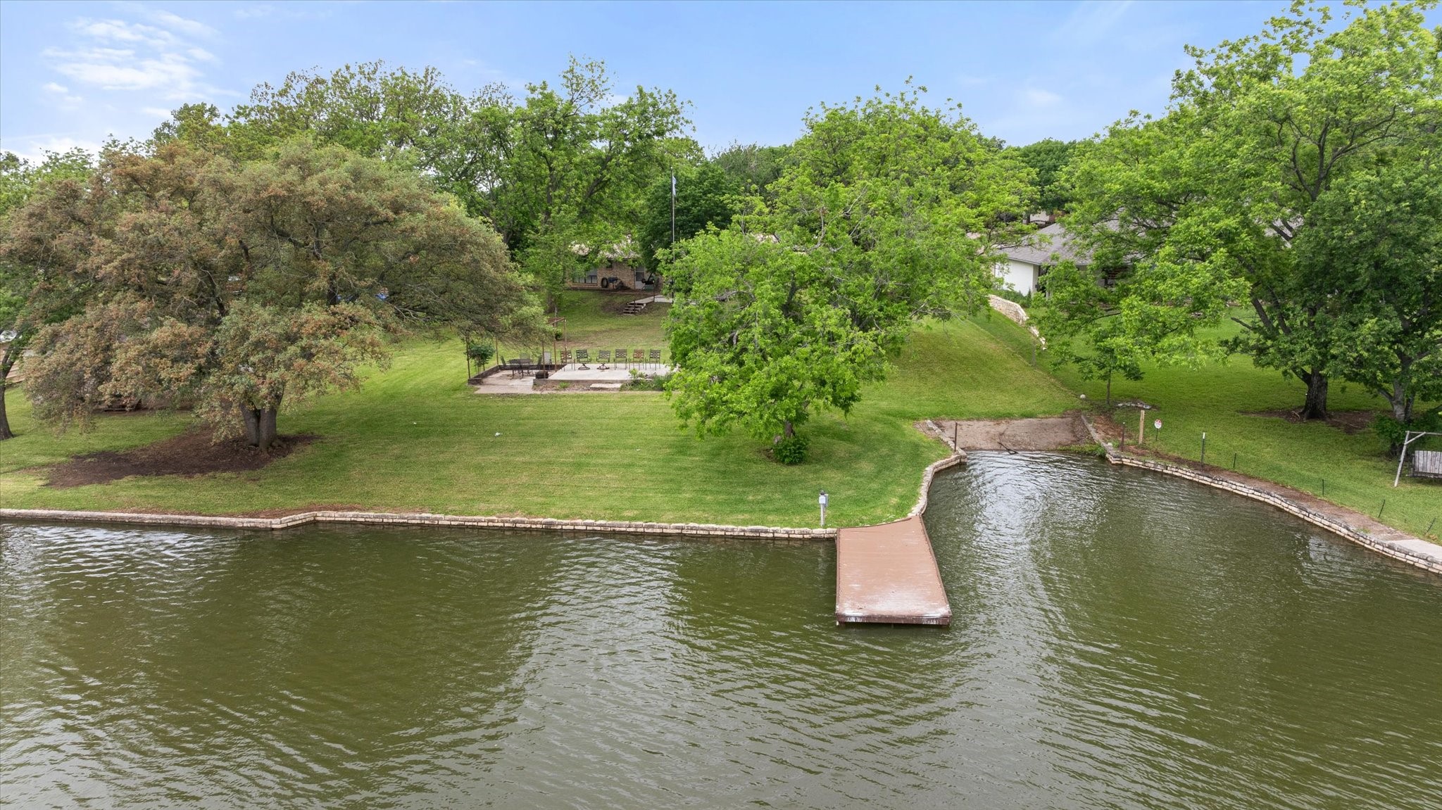 633 E Bridge Street Granbury TX 76048