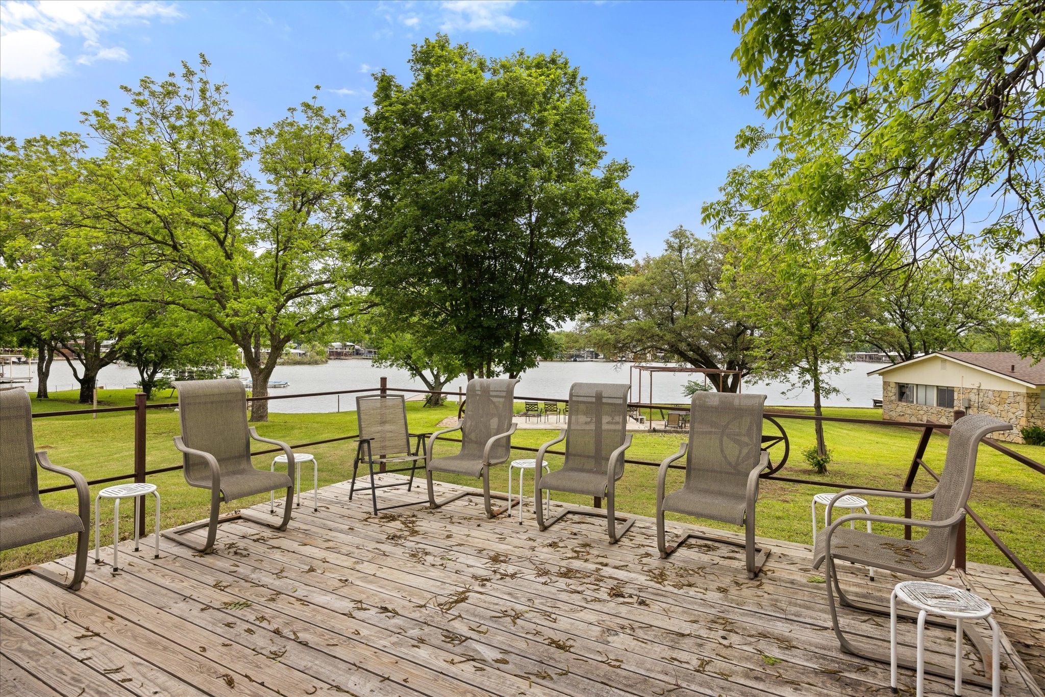 633 E Bridge Street Granbury TX 76048