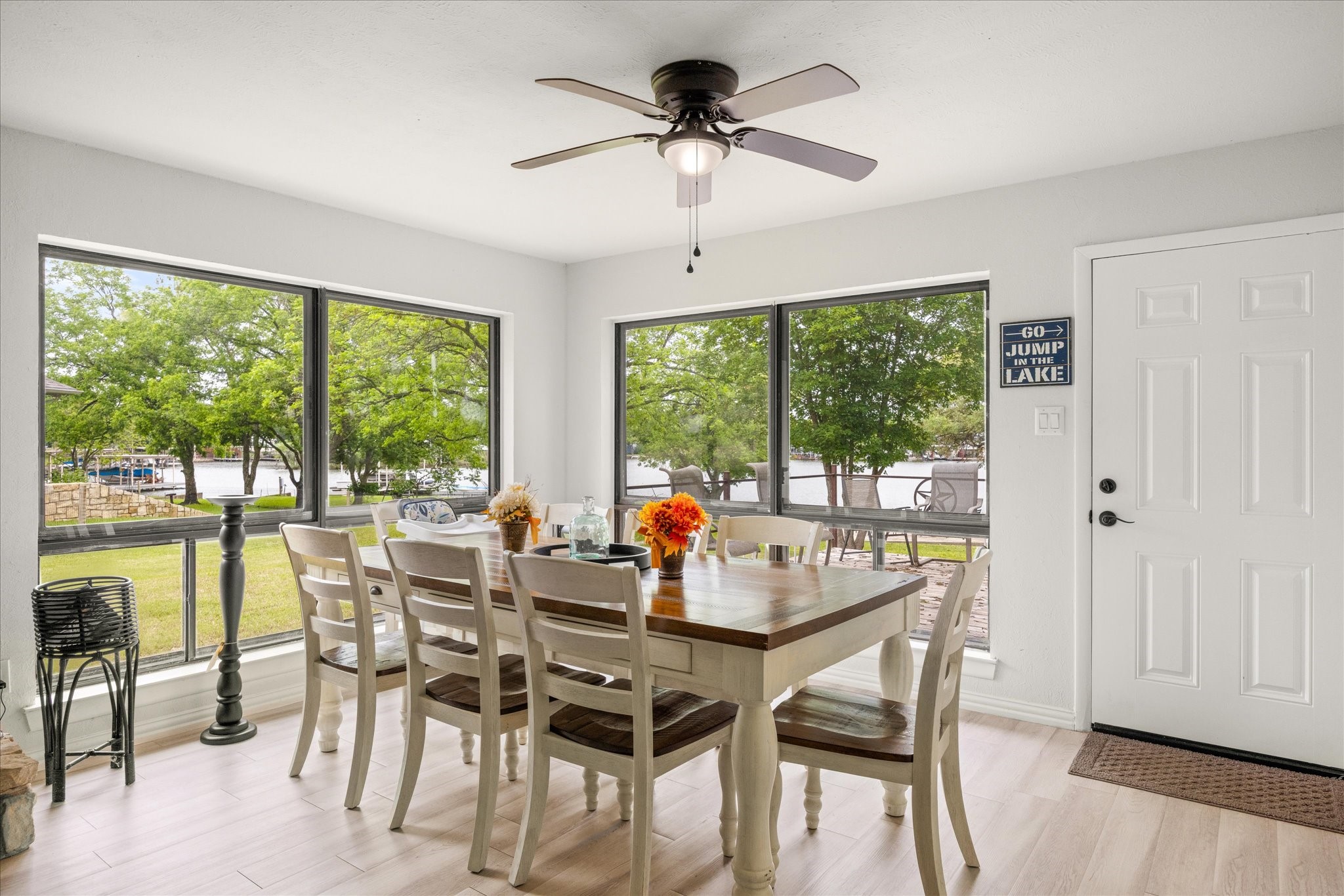 633 E Bridge Street Granbury TX 76048