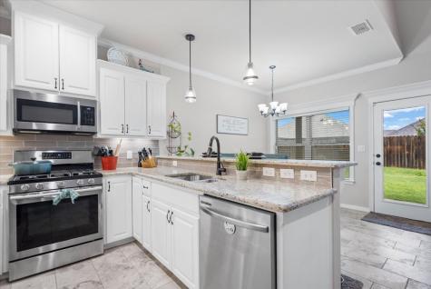 225 Patience Avenue Lindale TX 75771