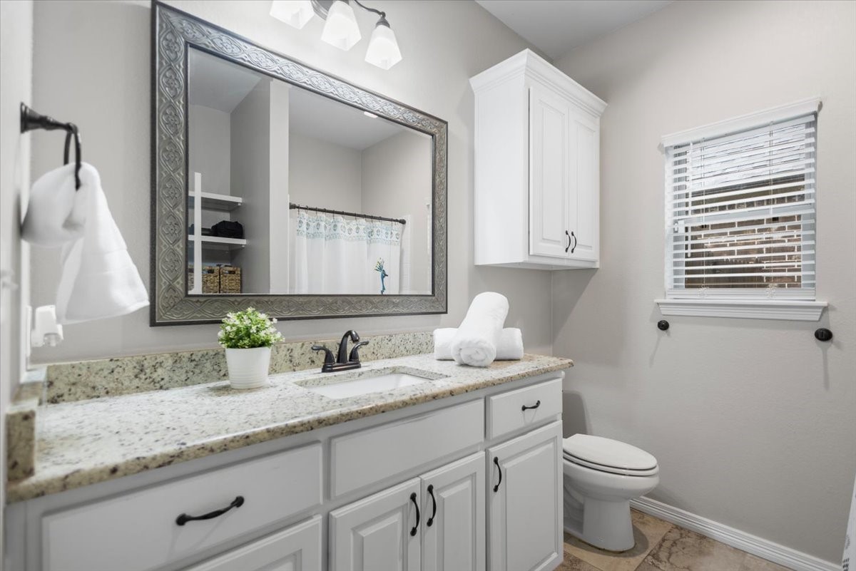 225 Patience Avenue Lindale TX 75771