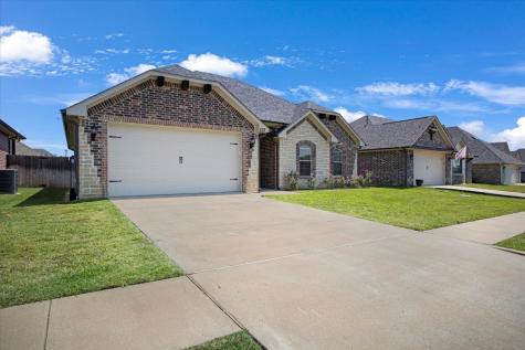 225 Patience Avenue Lindale TX 75771