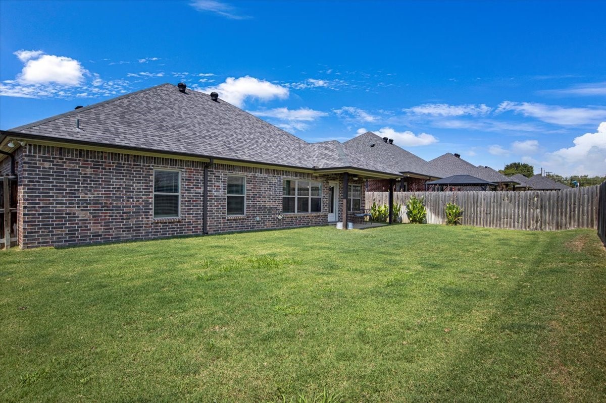 225 Patience Avenue Lindale TX 75771