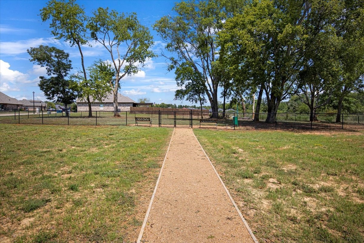 225 Patience Avenue Lindale TX 75771