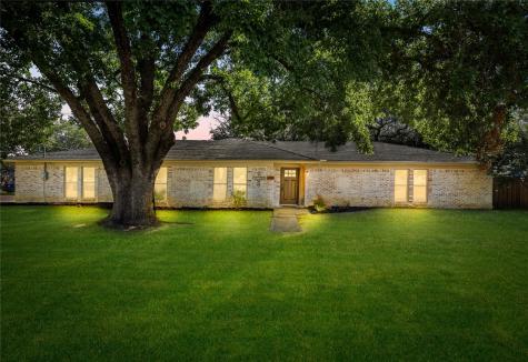 117 S College Street Pilot Point TX 76258