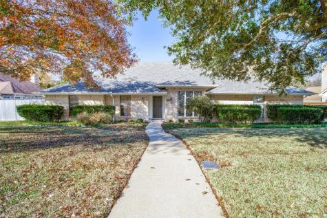 1051 Nottingham Drive Cedar Hill TX 75104