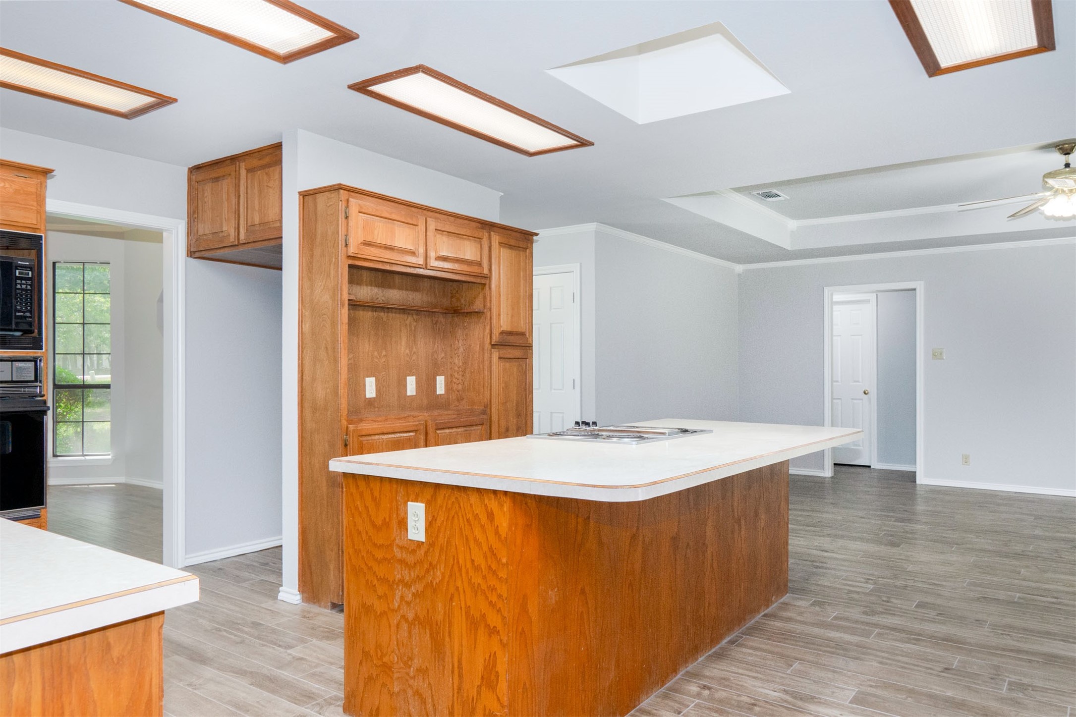 115 N La Colina Road Weatherford TX 76085