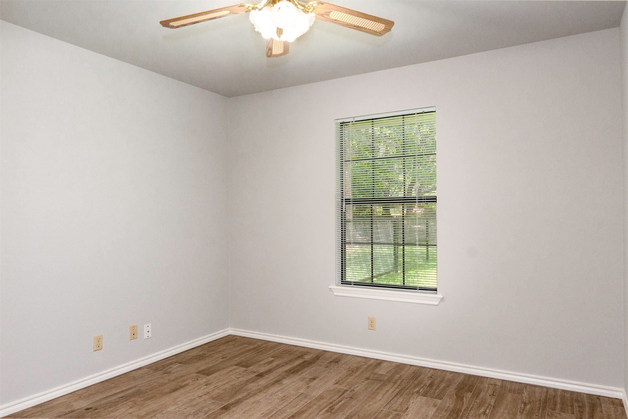 115 N La Colina Road Weatherford TX 76085