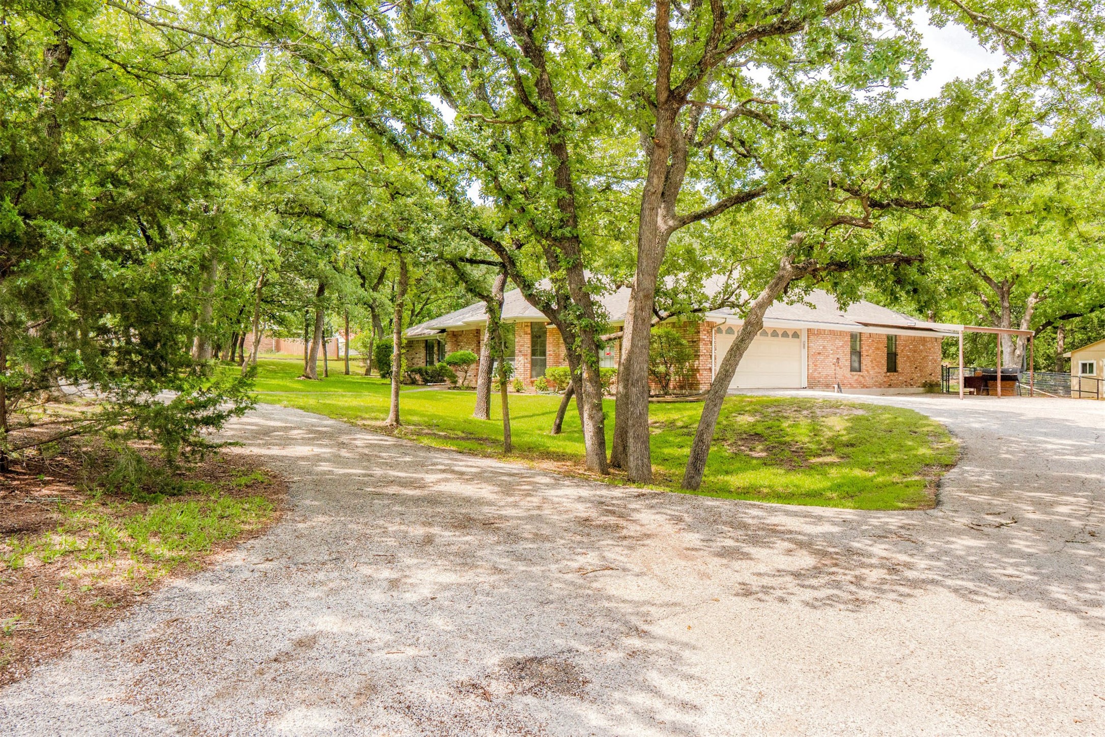 115 N La Colina Road Weatherford TX 76085