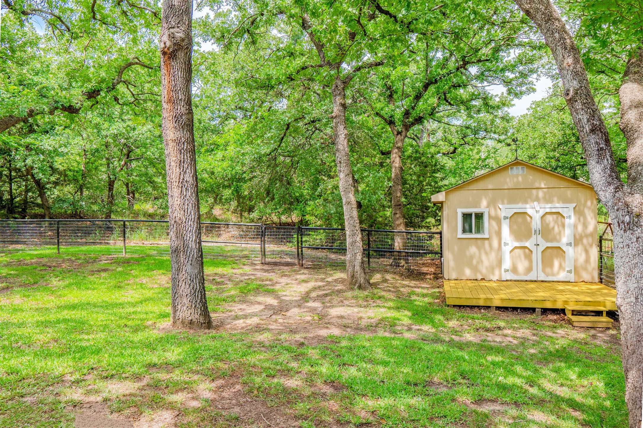 115 N La Colina Road Weatherford TX 76085