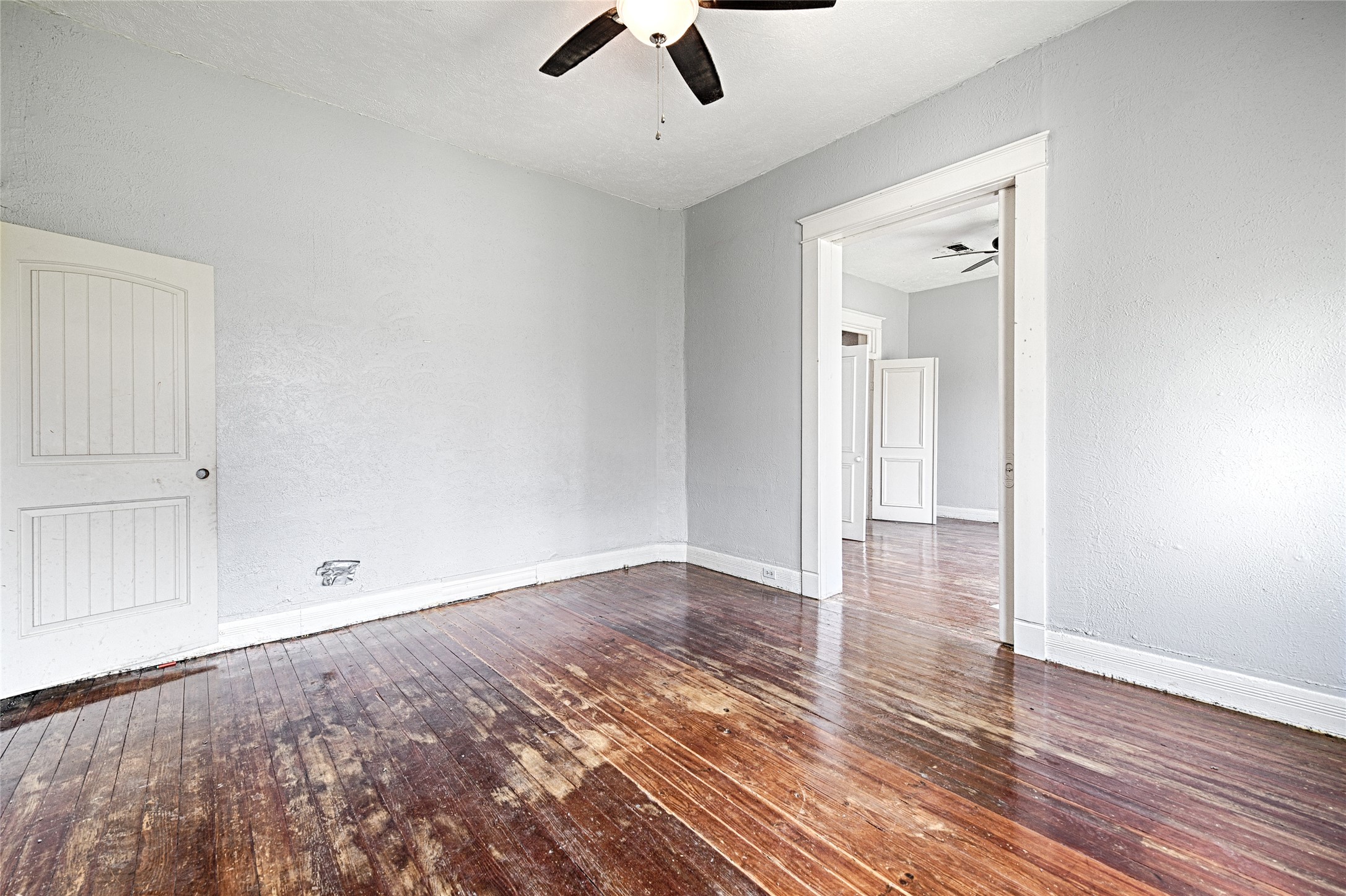 2457 Glenfield Avenue Dallas TX 75233