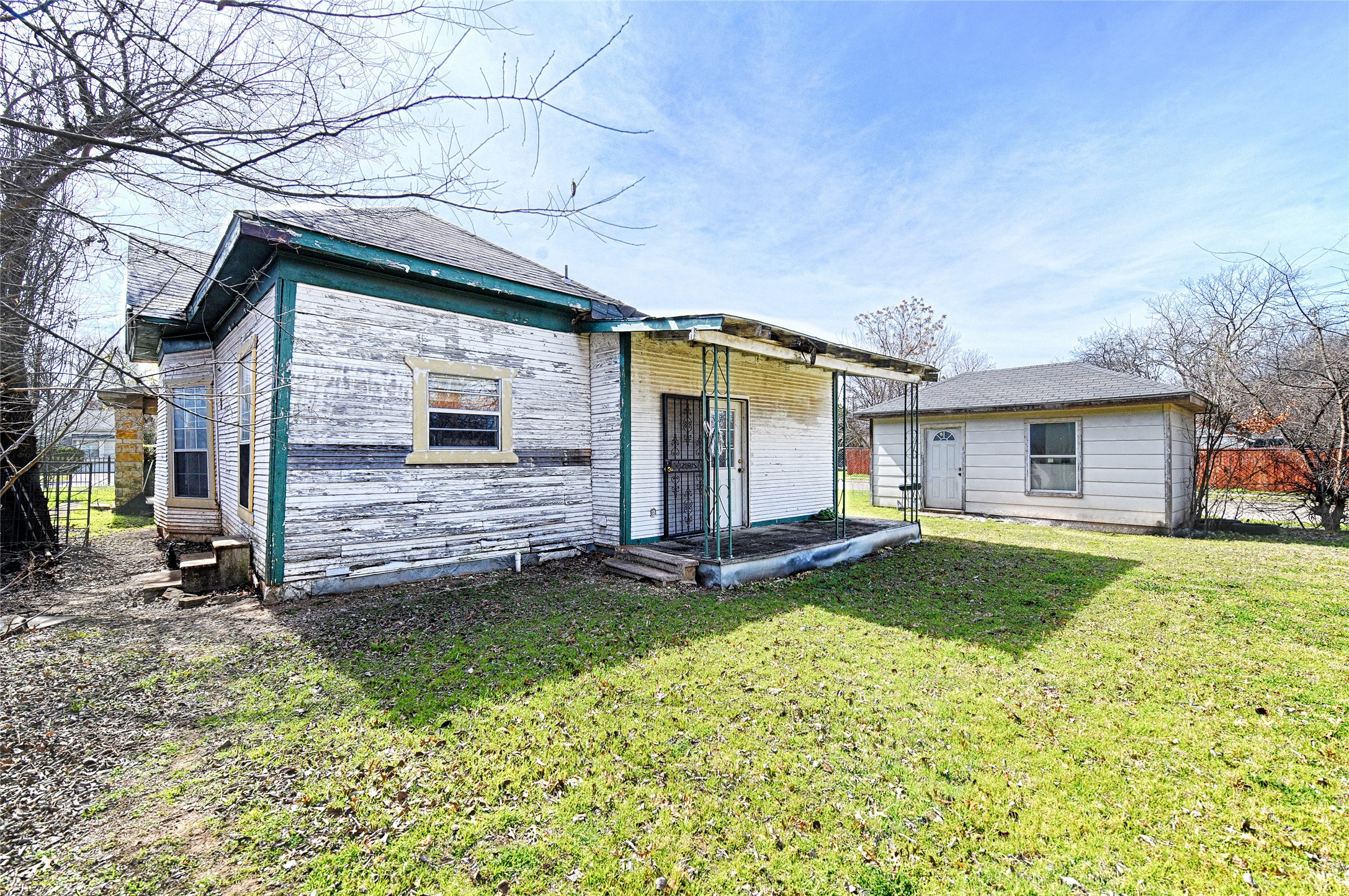 2457 Glenfield Avenue Dallas TX 75233