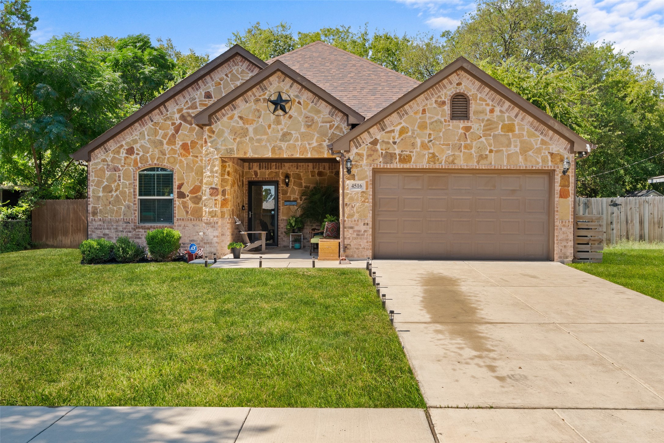 4516 Wiman Drive Fort Worth TX 76119